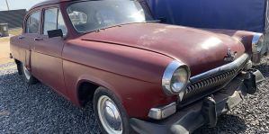 66-летний автомобиль станет рекламой одного бизнеса в Гродно. Говорят, что 20 лет назад эта "Волга" заехала в гараж своим ходом