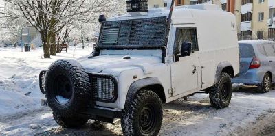 В Минске заметили необычный бронированный автомобиль – откуда он взялся