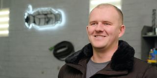 До $1 800 за отработанный катализатор. Журналисты поговорили со скупщиком самого драгоценного агрегата в машине