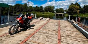 Гродненка на Aprilia Pegaso 650 проехалась по Полесью. Вот какие места она увидела