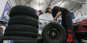 В Беларуси планируют запретить использование всесезонных шин зимой