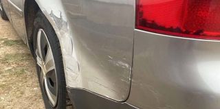 Возле Собора в Гродно кто-то притерся к AUDI и уехал. Сейчас его ищет ГАИ