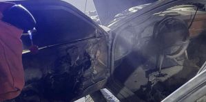 Рано утром в Ольшанке горел автомобиль. Похоже, началось всё с салона, поскольку он и выгорел