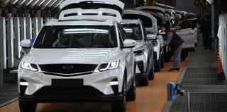 Лукашенко поручил правительству удовлетворить спрос на отечественные авто