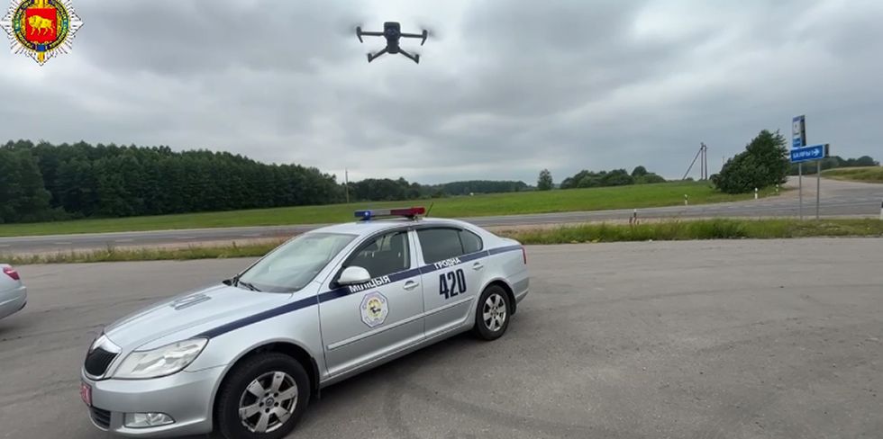 ГАИ Гродно использует дроны на трассах. Под особым контролем – правила обгона. Видео