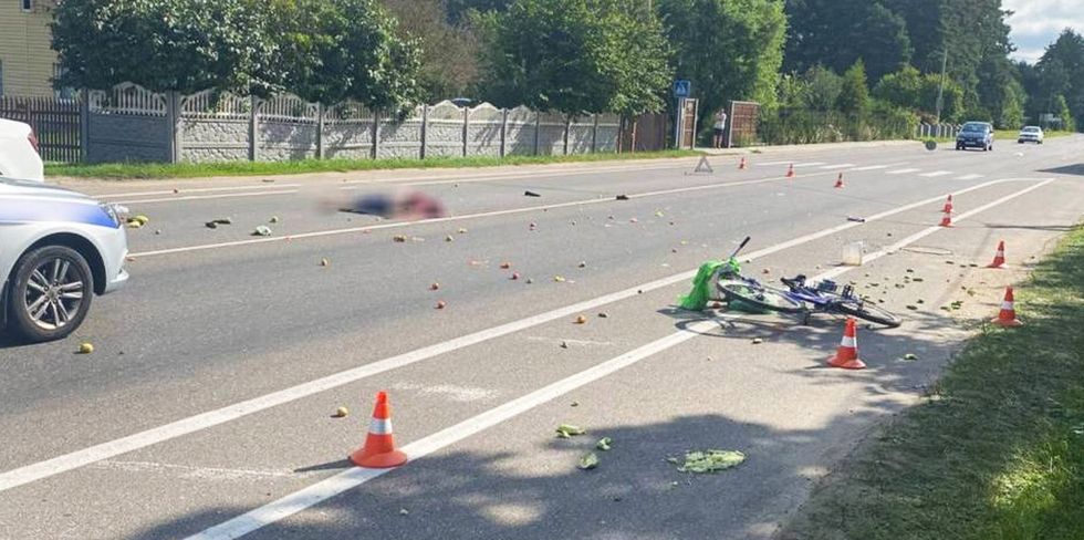В деревне под Лидой пожилой велосипедист ударился в левое крыло легковушки. Погиб на месте
