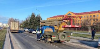 На улице Курчатова в Гродно большегрузам ездить запрещено. Сегодня оштрафовали троих