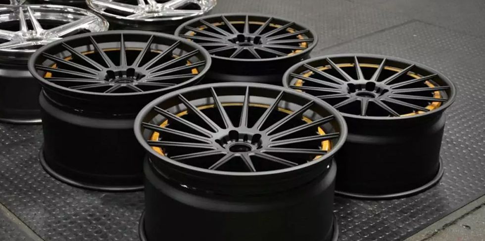 Владелец AUDI судился со страховой компанией из-за дисков, а та подала встречный иск