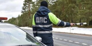 Хотел проехать незаметно – не получилось. Ранним утром в центре Гродно милиционеры остановили AUDI