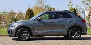 «За эти деньги точно взял бы новый Geely в салоне». Владелец рассказал о Volkswagen T-Roc (R) из Германии