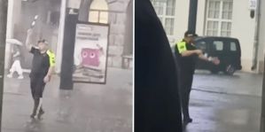 "Самый храбрый регулировщик Минска". Он работал в дождь и град