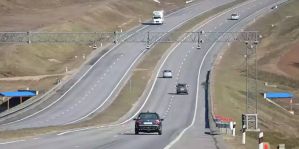 Минтранс продлевает действие ограничений для грузовиков. Виновата жара