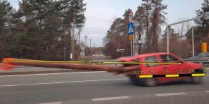 Поляки смеются над водителем Fiat, который превратил малютку в лесовоз и получает за это штрафы