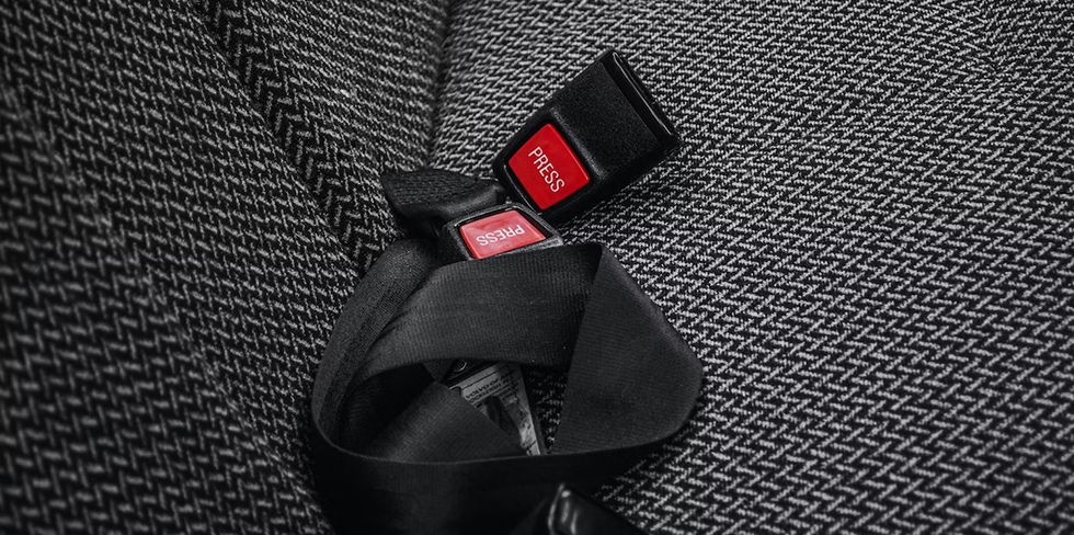 Акцию "Пристегнись!" проводит ГАИ Гродно с 13 декабря. Вы пристегиваетесь? А ваши пассажиры?