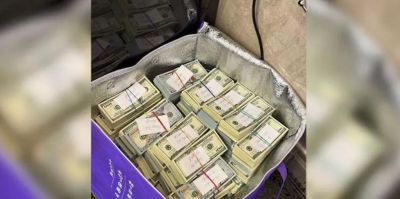 За взятки задержан топ-менеджер БелЖД. В тайниках у него дома изъяли больше трех миллионов долларов