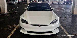 "Это самый мощный автомобиль в Гродно": заметили Tesla Model S Plaid