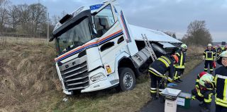 В Германии белорус уснул за рулем фуры. Сам получил легкие травмы, но общий ущерб оценили в 250 тысяч евро