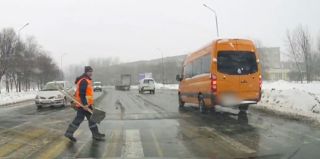 Так ли однозначна ситуация с непропуском этого пешехода? ГАИ пришлось объясняться