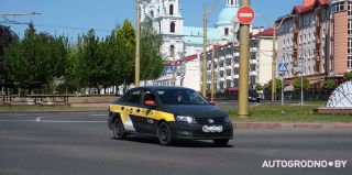 Не все таксисты выдержат: в Беларуси подписан указ об автомобильных перевозках пассажиров