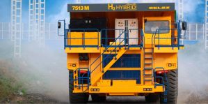 «БелАЗ» показал водородный самосвал и гусеничный экскаватор