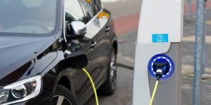 "Планирую ввезти в Беларусь электромобиль". В таможне уточнили размер утильсбора – зависит от года выпуска