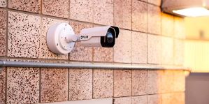 "Белтехосмотр" договорился с "Белтелекомом" – камеры во дворах будут фиксировать авто без техосмотра. Когда?