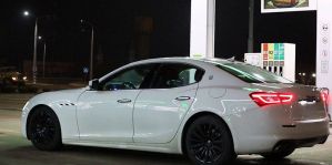 "Мы или стали немножко богаче жить, или чаще ездить". Потребление топлива в Беларуси выросло