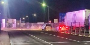 Ситуация на литовской границе: за сутки пропустили 3 автобуса и 158 авто: "Все ждут среды"