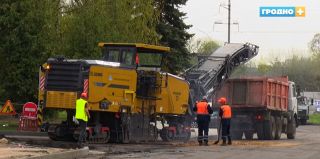 На Пестрака фрезеруют асфальт – движение закрыто на 2 недели. А пляжи Гродно полным ходом готовят к сезону