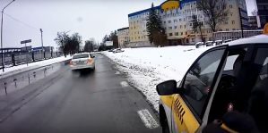 "Я не пил: я три дня за рулем", – сказал инспектору таксист из Гродно. Но был в этой истории какой-то странный бальзам