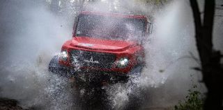 Лукашенко попросил устроить ему тест-драйв спортивного МАЗа