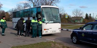 У скидельского перевозчика изъяли автобус прямо во время рейса "Гродно - Брест". За что?