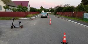 Ребенок на электросамокате столкнулся с автомобилем. В отношении водителя возбуждено уголовное дело