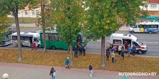 Массовое столкновение в Гродно: троллейбусы, автобус и маршрутка. Работает "скорая"