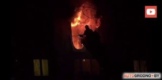 В Гродно горела пятиэтажка: погиб один человек, двое спасены, восемь эвакуированы