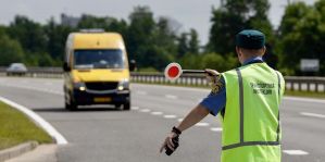 Минтранс усилил контроль за перевозчиками. За октябрь изъято более 90 автомобилей