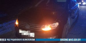 Один автомобиль задел зеркалом, а второй переехал. Смертельный наезд на пешехода под Сморгонью