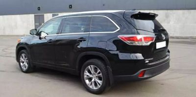 Предприятие очень дешево продало Toyota Highlander своему работнику. Налоговой это не понравилось