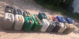 Под Ошмянами вычислили тракториста, который сливал окрашенное топливо. Возбуждено уголовное дело