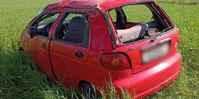 Как малютка Daewoo оказалась в поле, а ее пассажиры – в нескольких метрах от нее? Следователи ищут очевидцев ДТП под Сморгонью