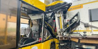 Автобус столкнулся с фурой на въезде в Минск, 43 пострадавших. Появилось видео