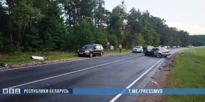 Ужасная трагедия на Гродненщине: в лобовом столкновении погибли три человека. Еще пятеро – в больнице