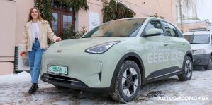 В Гродно привезли новинку Geely EX2. Специалист по автоподбору устроил тест-драйв: подъемник, толщиномер, поездка