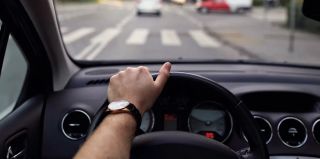 Служебный автомобиль: что нужно знать водителям, чтобы не отвечать за других