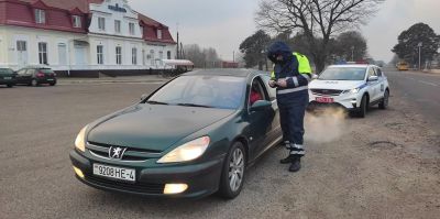 Скидель – экзамен сдан: из 30 авто только 2 – на лете. Водителей предупредили