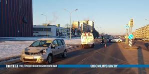 ГАИ напоминает о предельной внимательности в связи с наездом на пешеходном переходе: "Дорога не прощает ошибок"