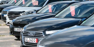 Белорусам запретили вывозить авто из Грузии в другие страны