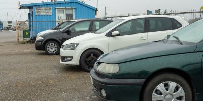 В Гродно любят эксклюзив, но продают ширпотреб. Журналисты проехались по двум авторынкам