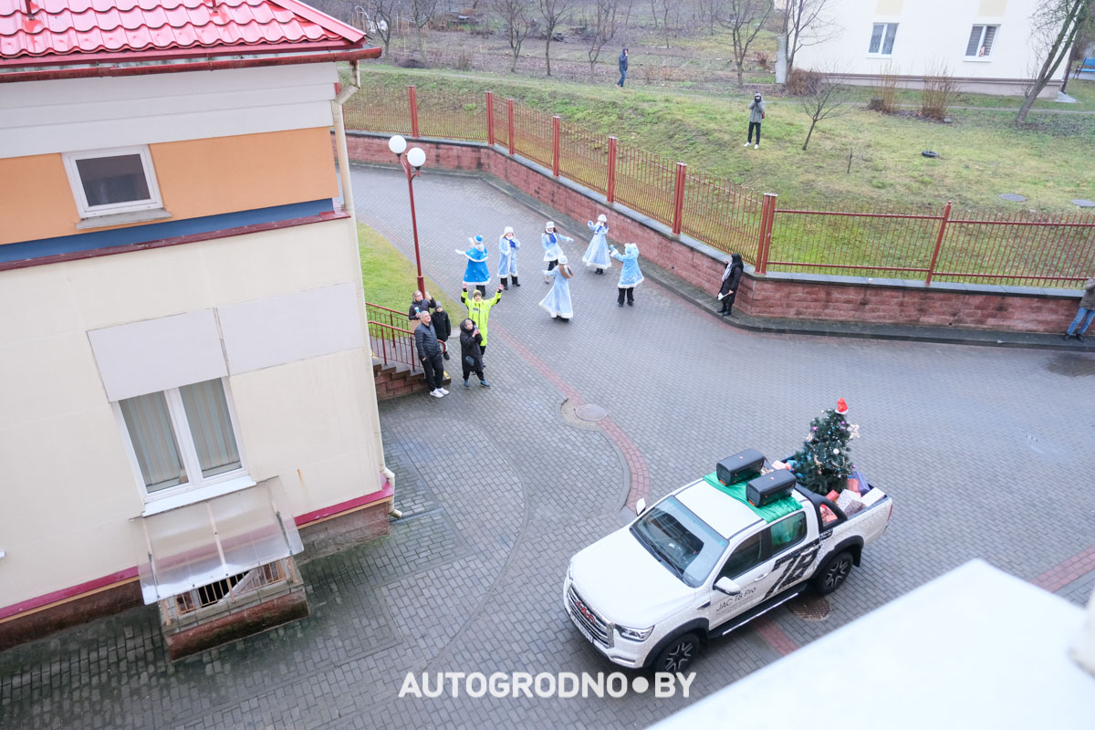 Дед мороз альпинист в Гродно