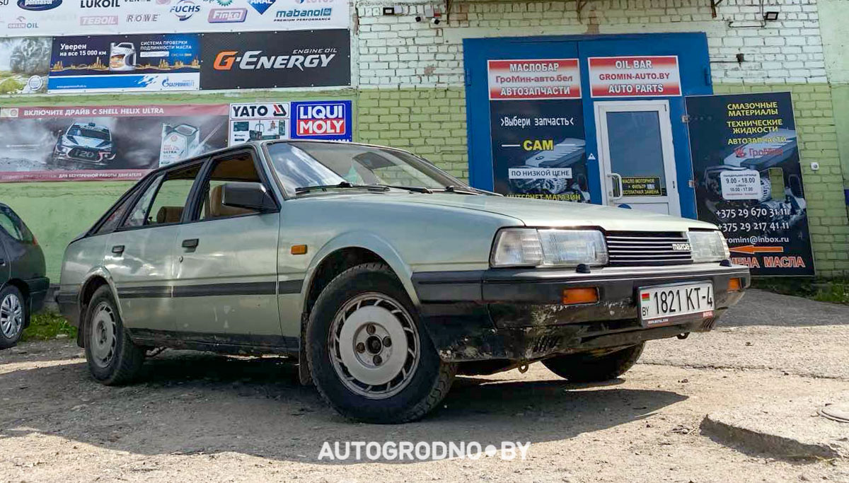 Mazda 626 GC 1985 года выпуска (18)